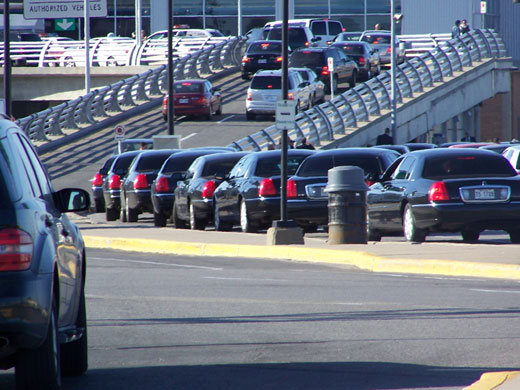 Car Transport Services In La Guardia Airport